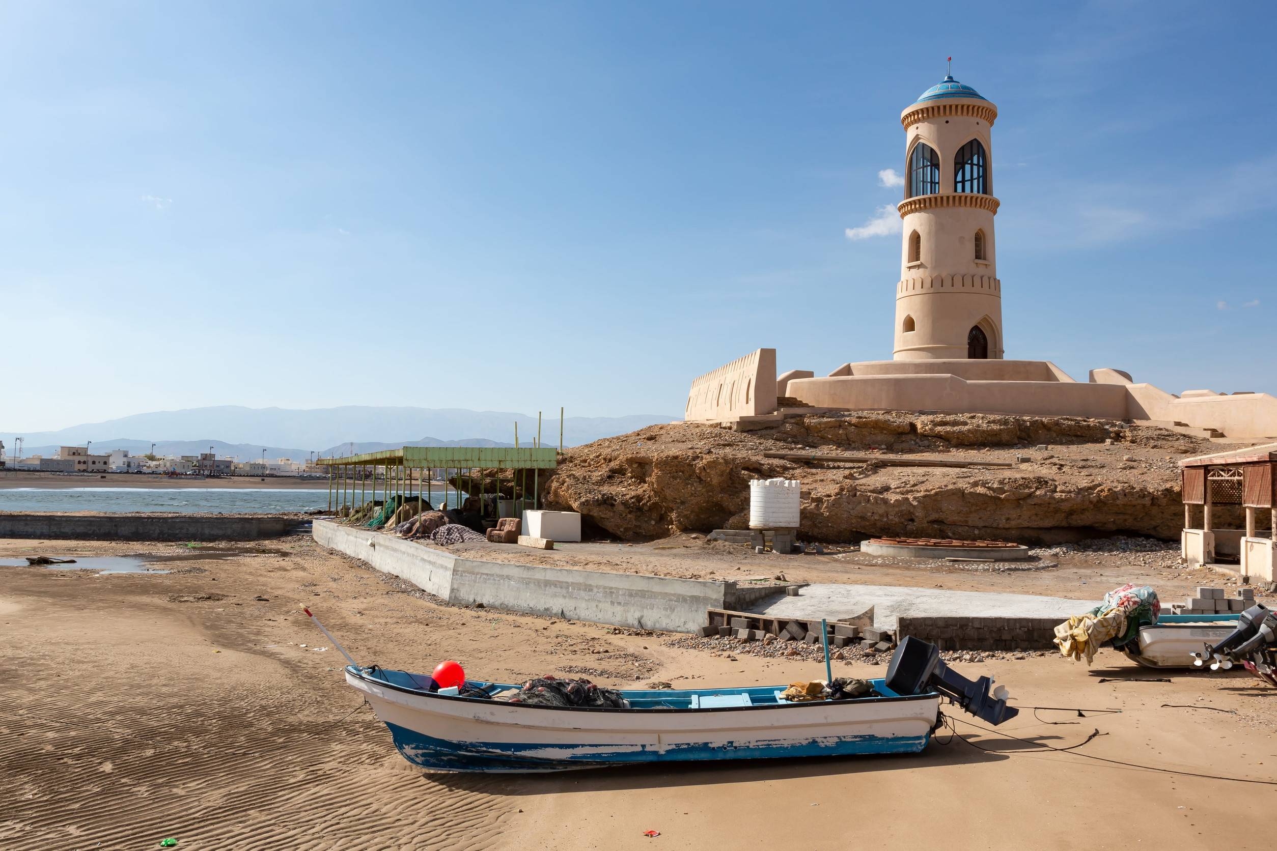 Exploring Oman Beyond the Usual Tourist Routes